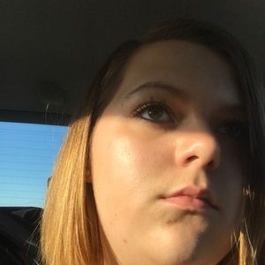 Meet your Posher, Lily